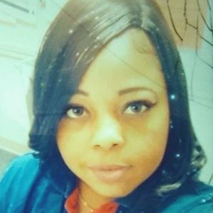 Meet your Posher, Evelyn